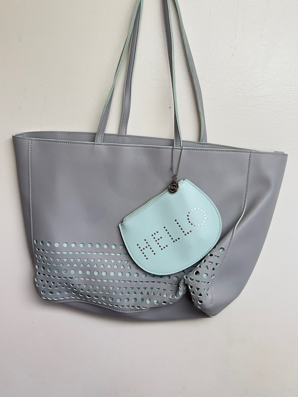 Gray Tote with Mint Accent Pouch